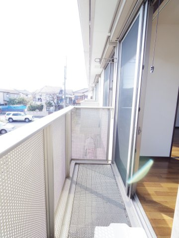 エルメゾン木下のバルコニー