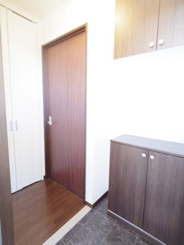 エルメゾン木下の玄関