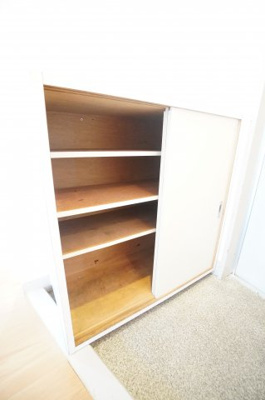 【収納】 | ハイツサンリット | ※同物件・同タイプの写真です。