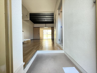 【玄関】 | 山本北コーポラス1号 | 明るい玄関です