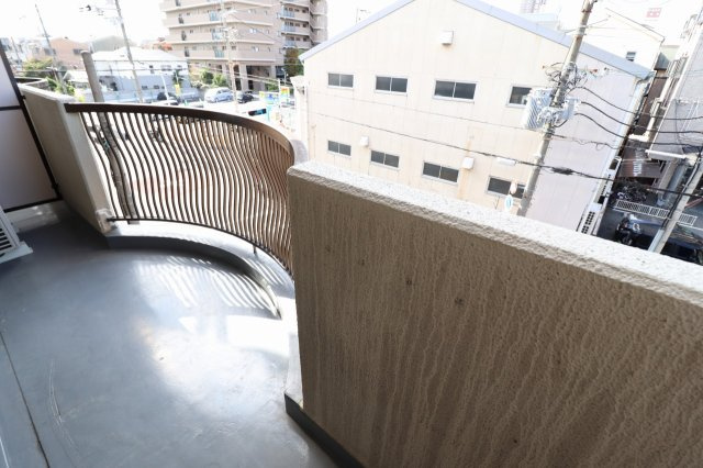 【バルコニー】 | リバーライズ放出