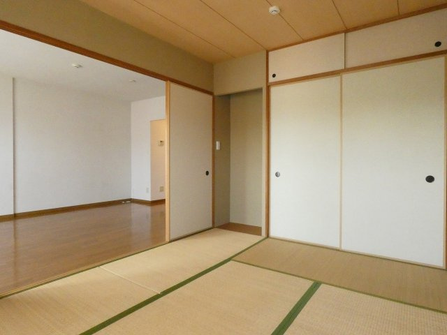 【和室】 | LDKの隣は和室も完備。
