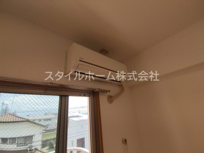 【内装】 | サンフィオーレ中郷 | 別部屋写真です。