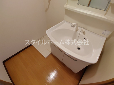 【洗面所】 | サンフィオーレ中郷 | 別部屋写真です。