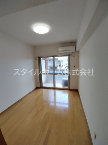 【内装】 | サンフィオーレ中郷 | 別部屋写真です。
