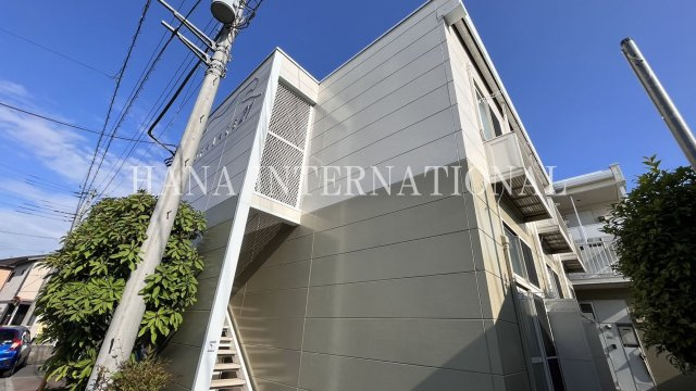 レオパレスプリーマグリュックの外観