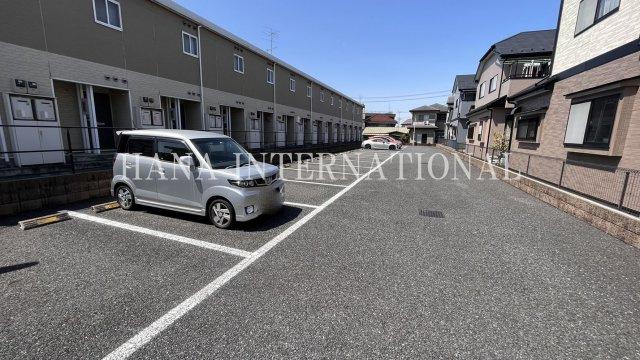 レオパレスエアルの駐車場