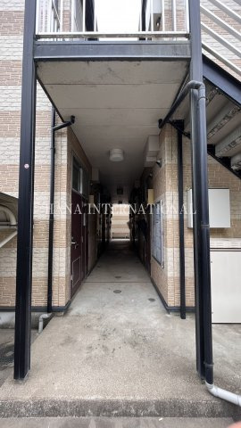 レオパレスBLOOMINGのエントランス