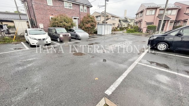 レオパレスＰＡＳＡＤＥＮＡの駐車場