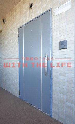 セントラーザ上津【キャッシュバック対象物件】の玄関|落ち着いた玄関です