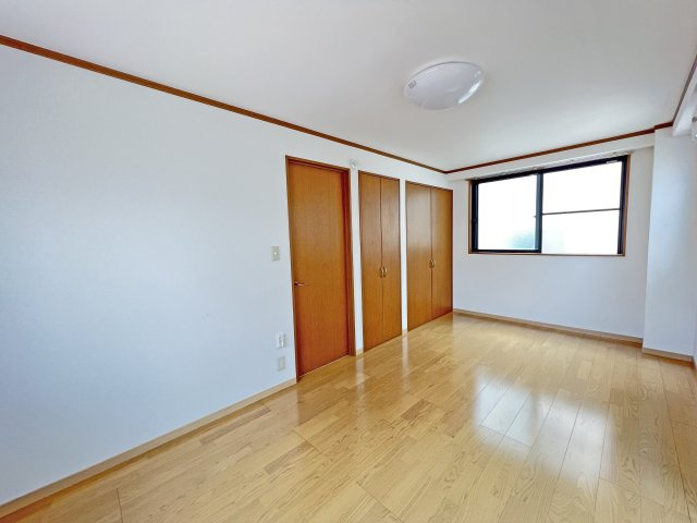 アメニティ南小岩の洋室