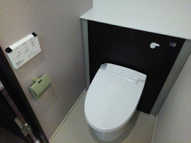 アダムのトイレ