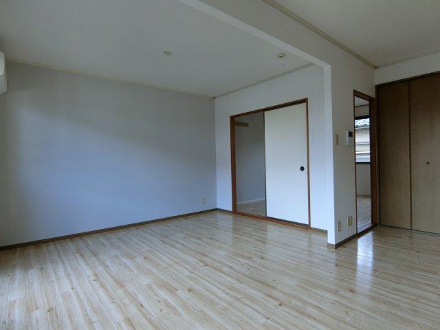 ツインタウンKの居間・リビング