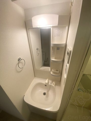 スワンズシティ南森町の独立洗面台