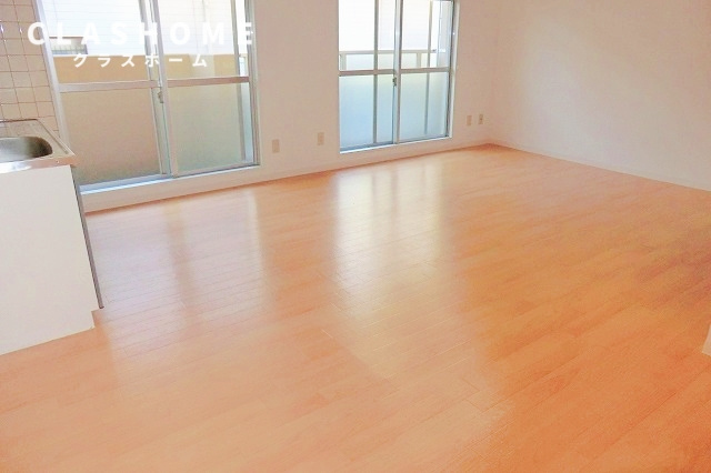 グリーンハイツ一ッ木東の居間・リビング|同物件の別部屋になります。