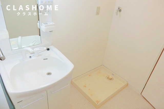 グリーンハイツ一ッ木東の洗面所|同物件の別部屋になります。