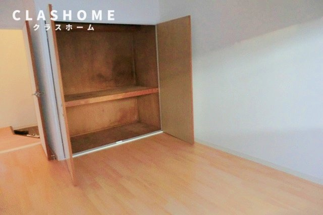 グリーンハイツ一ッ木東の収納|同物件の別部屋になります。