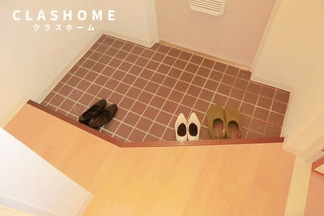 グリーンハイツ一ッ木東の玄関|同物件の別部屋になります。