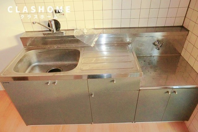 グリーンハイツ一ッ木東のキッチン|同物件の別部屋になります。