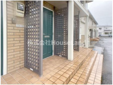 ハイ フィールド栄谷 A棟のエントランス