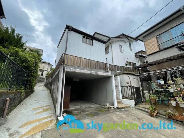 秦野市千村　中古戸建の外観