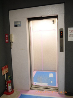 【その他共用部分】 | EVホール。あるとやっぱり便利です。