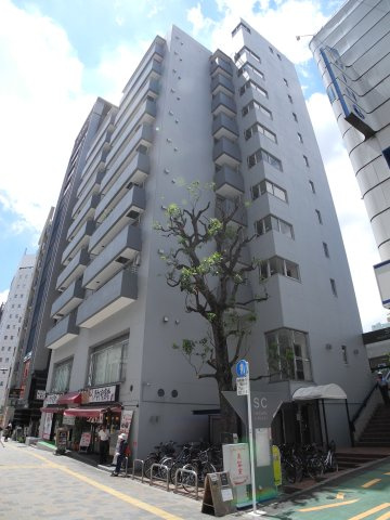 新宿セントラルハイツの外観