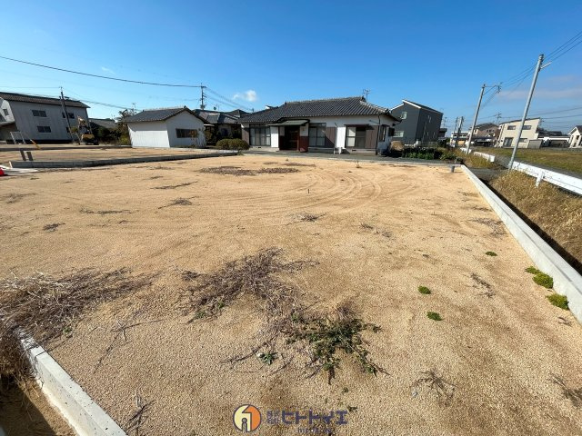 三潴町壱町原3区画分譲地の外観