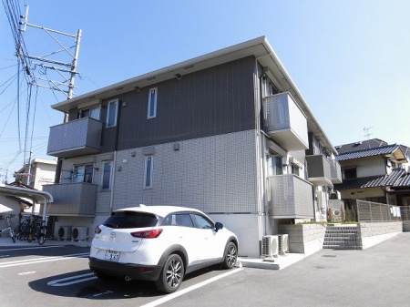 熊本市北区清水本町のアパートの駐車場