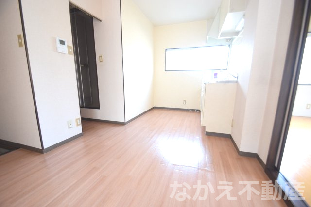 【寝室】 | 落ち着いた色調の寝室です