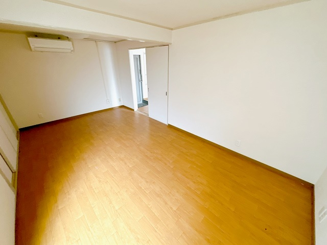 【寝室】 | ドルフ山手町