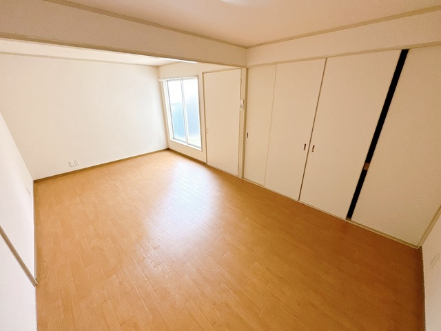 【洋室】 | ドルフ山手町