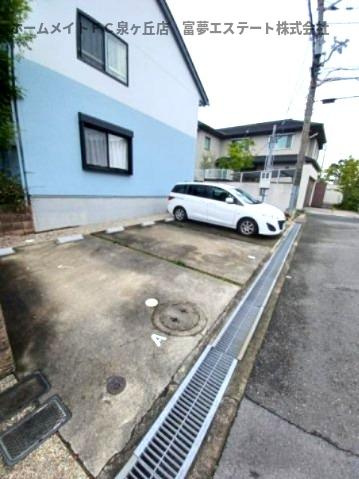 堺市南区晴美台１丁のテラスの駐車場