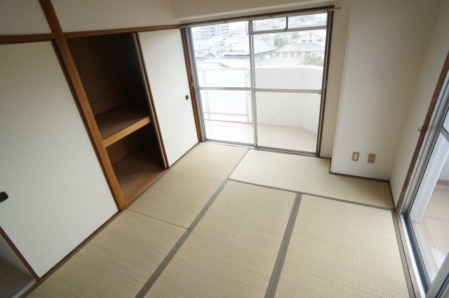 ソレイユ山本の和室