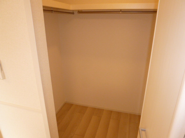 ボヌールＡの収納|ウォークインクローゼット