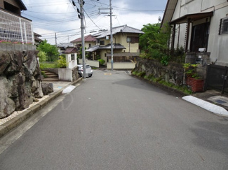 【前面道路含む現地写真】 | 川西市清和台西4丁目　建築条件無土地