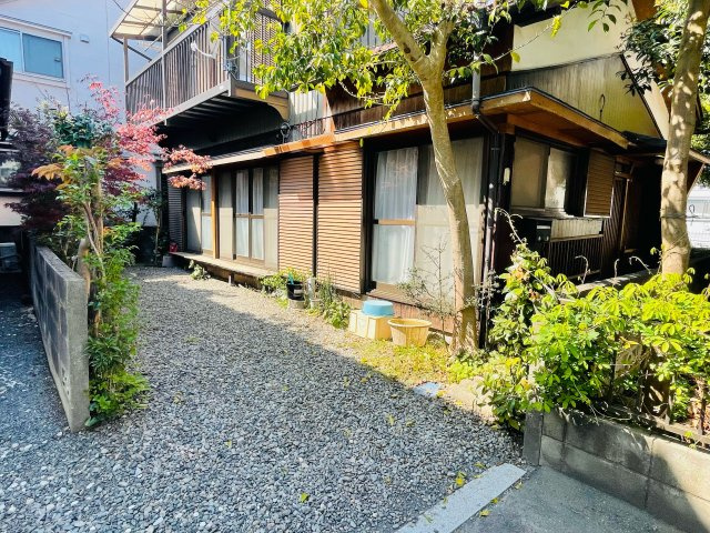 あきる野市雨間　中古戸建の外観