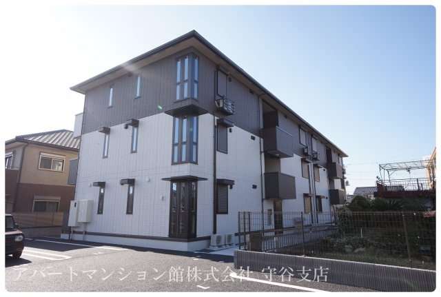 セードル本町の外観