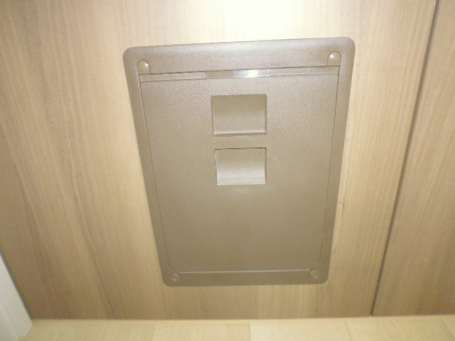 ボヌールＢのその他|ペットくぐり戸