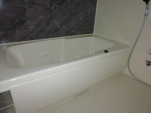 ボヌールＢの浴室|追い焚きバス