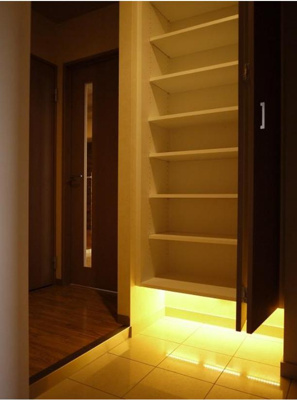 【玄関】 | 六甲壱番館