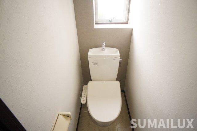熊本市南区近見４丁目の賃貸マンションのトイレ