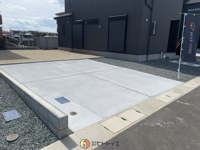 八女市吉田の新築建売住宅10号棟の駐車場
