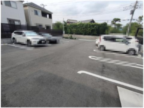 フォレナⅡの駐車場