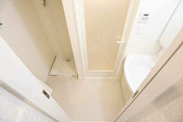 ALFACIO　REVARC　7階の洗面所|別号室です。現状優先です。