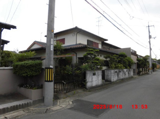 【前面道路含む現地写真】