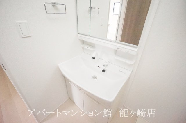 ケリーヒルズの独立洗面台