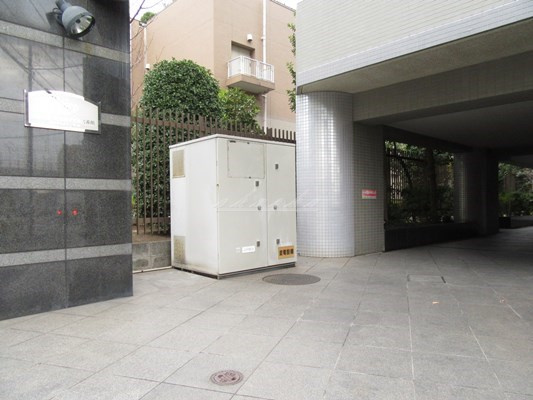 【エントランス】プレール天王洲アイル弐番館