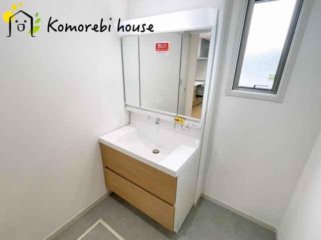 上尾市向山2丁目　ファミーユ　P号棟の独立洗面台|独立洗面化粧台付き