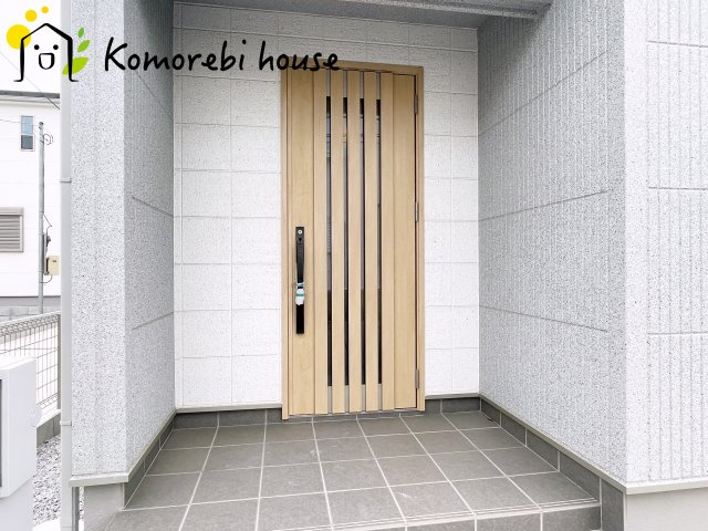 上尾市向山2丁目　ファミーユ　P号棟の玄関|きれいな玄関です